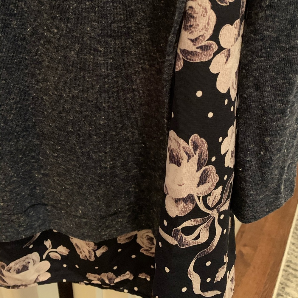 Floral InLay with Heathered Blue - Picture 2 of 4